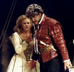 Otello: Jose  Cura und Isoile Iskoski